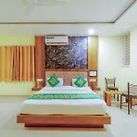 Treebo Royal Empire Indore